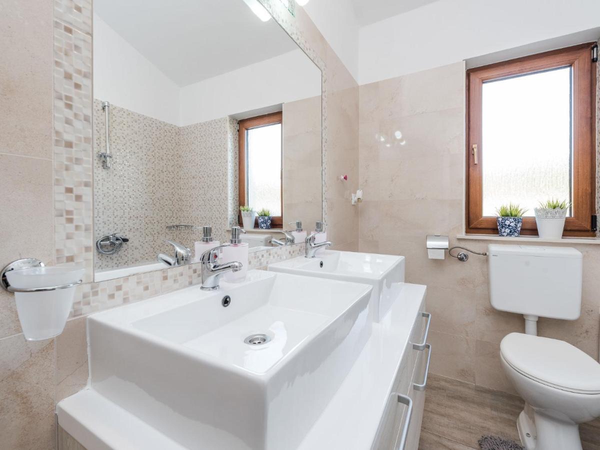 Holiday Home Velebit Rovanjska Dış mekan fotoğraf