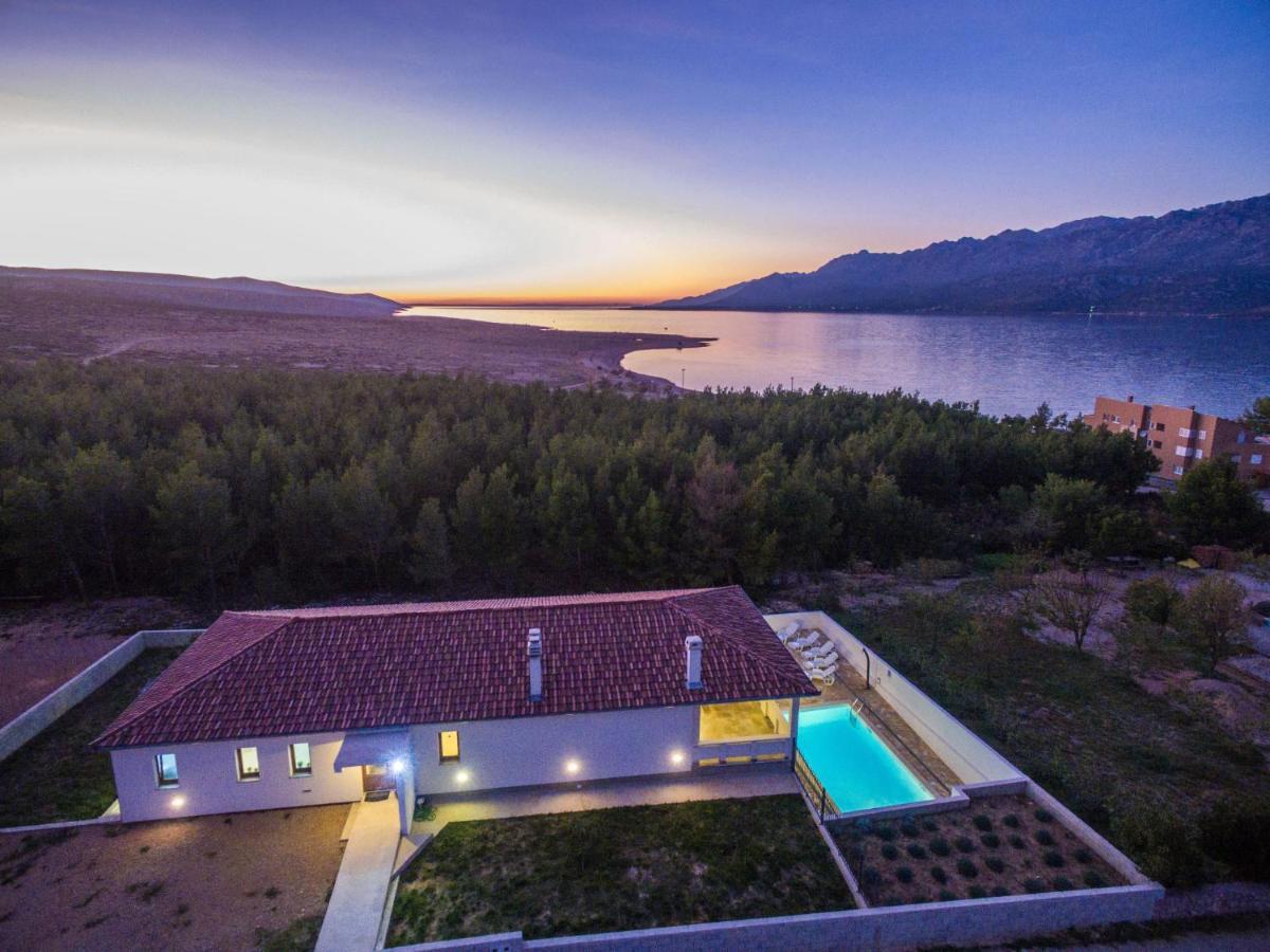 Holiday Home Velebit Rovanjska Dış mekan fotoğraf